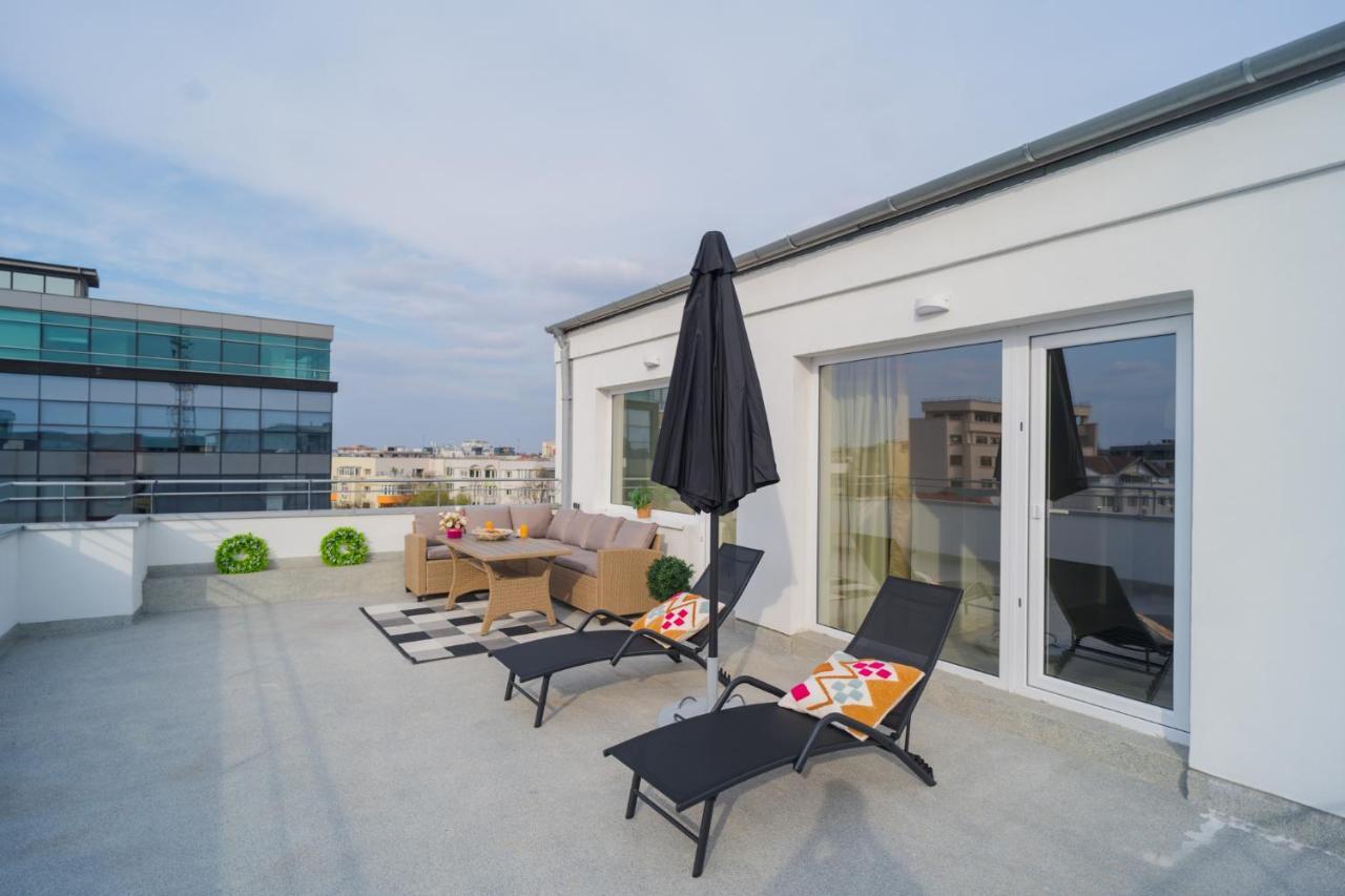 Penthouse With Huge Rooftop Terrace & City View Bucharest Exterior photo